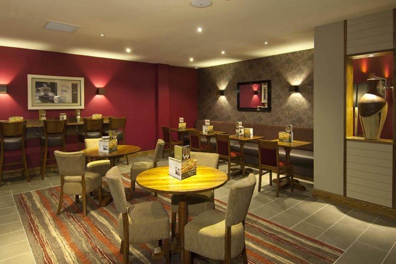 Premier Inn Liverpool City Exterior foto