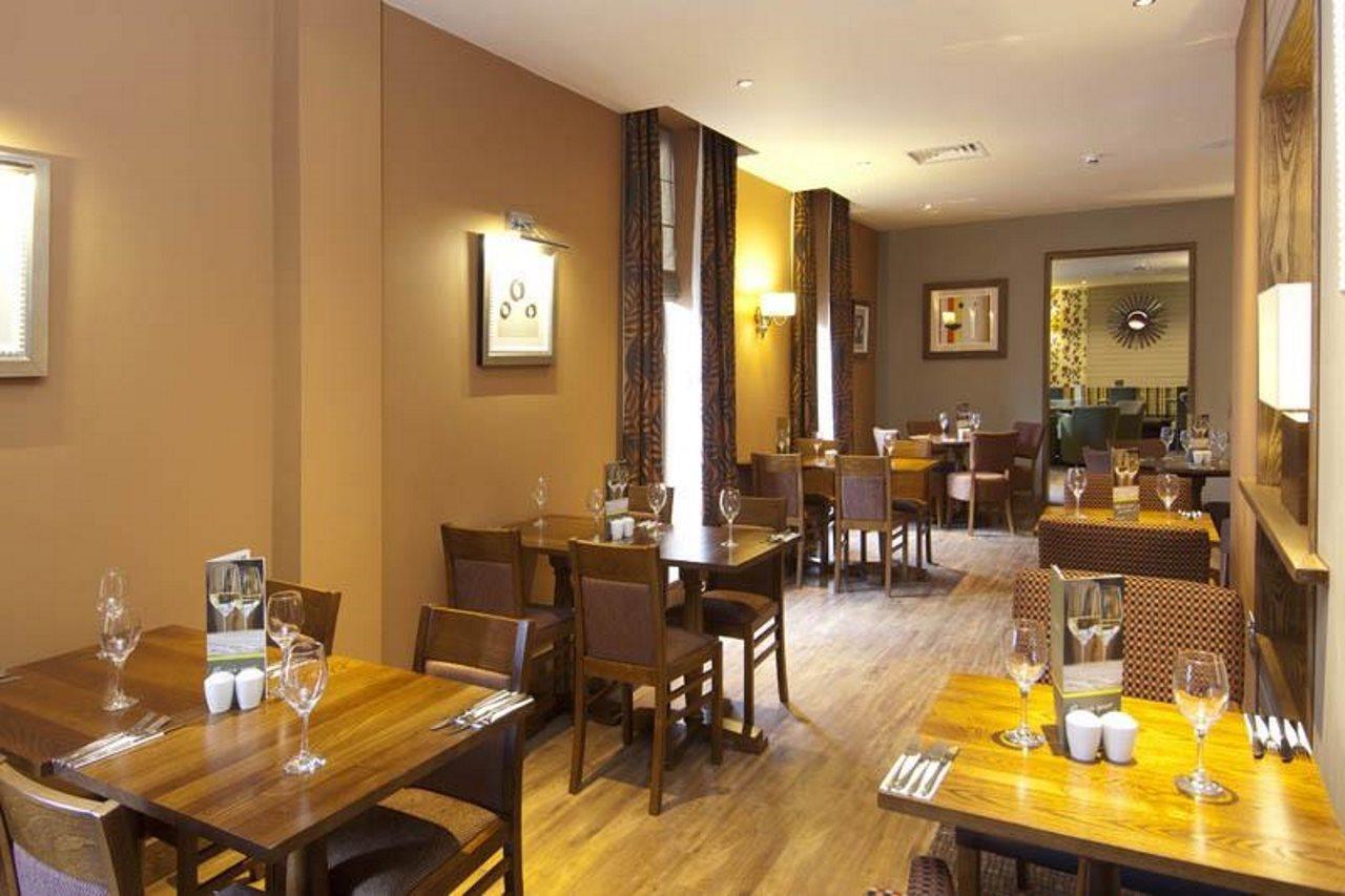 Premier Inn Liverpool City Exterior foto